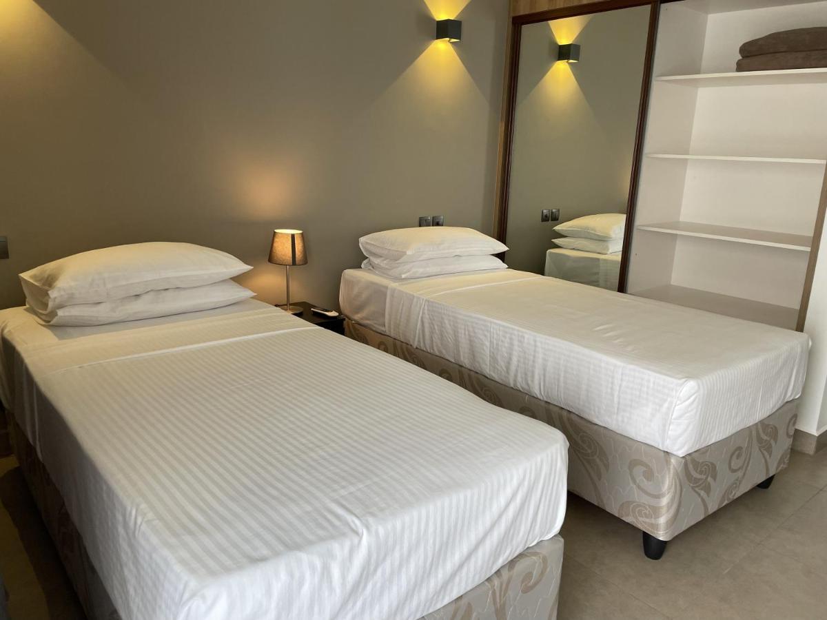 B Holiday Apartments Vịnh Beau Vallon Ngoại thất bức ảnh