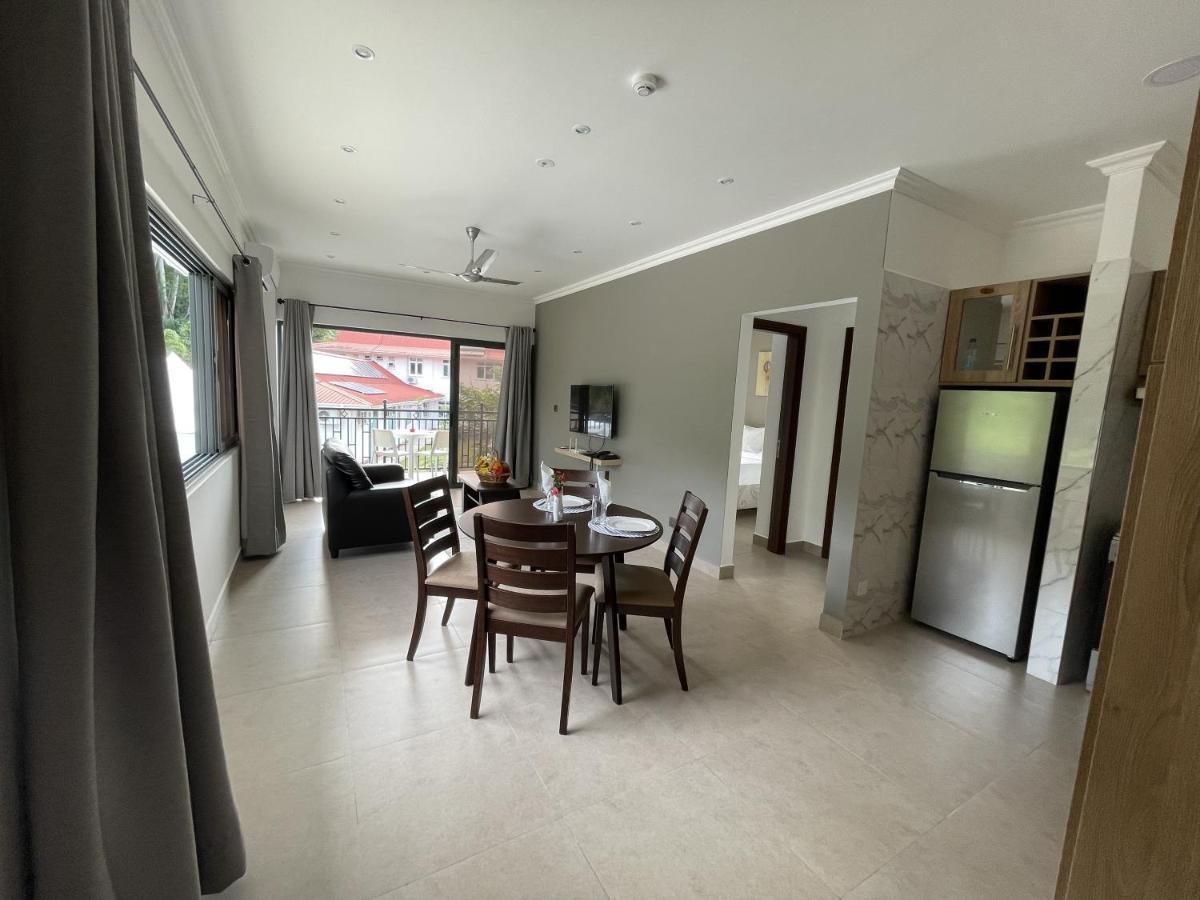 B Holiday Apartments Vịnh Beau Vallon Ngoại thất bức ảnh