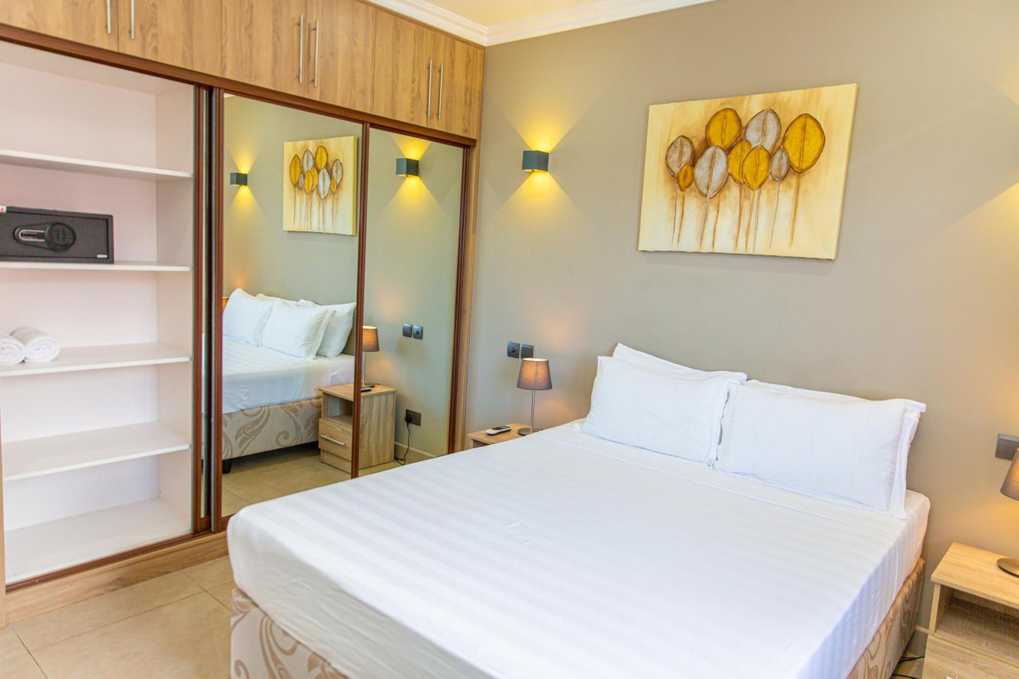 B Holiday Apartments Vịnh Beau Vallon Ngoại thất bức ảnh